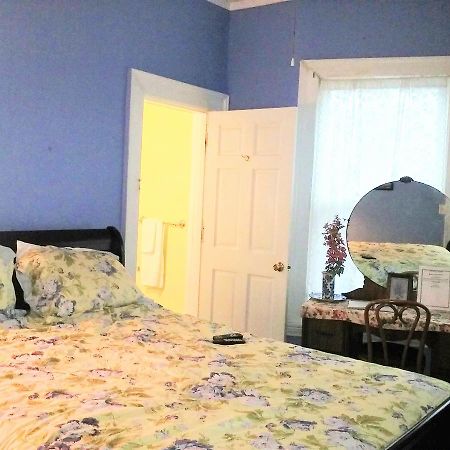 Six Acres Bed And Breakfast Cincinnati Ngoại thất bức ảnh