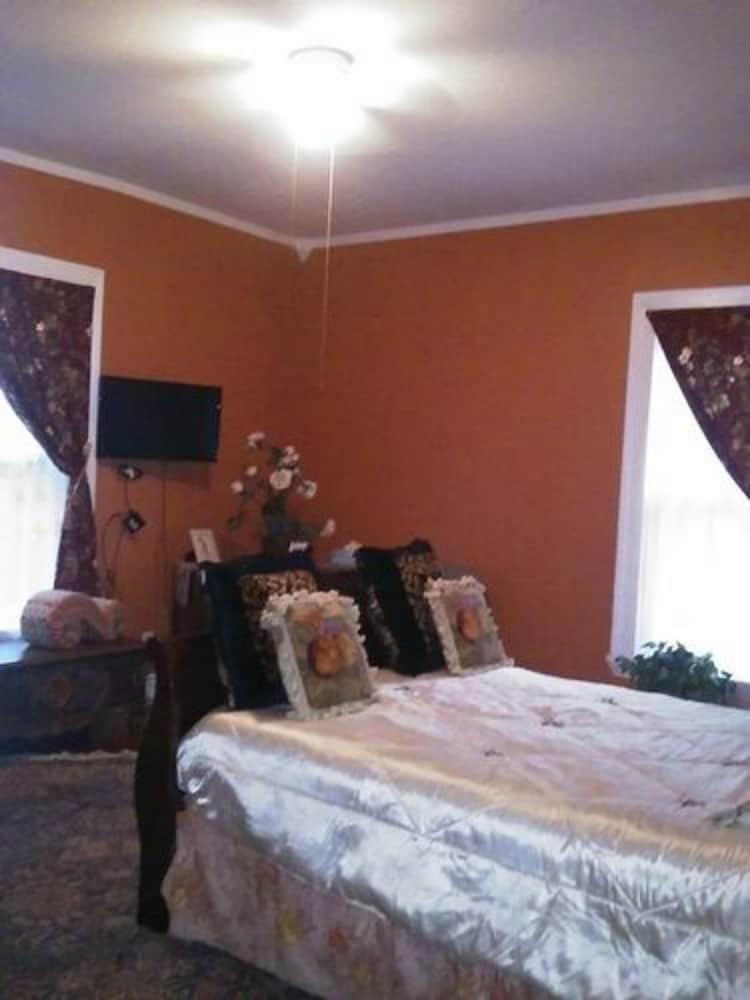 Six Acres Bed And Breakfast Cincinnati Ngoại thất bức ảnh